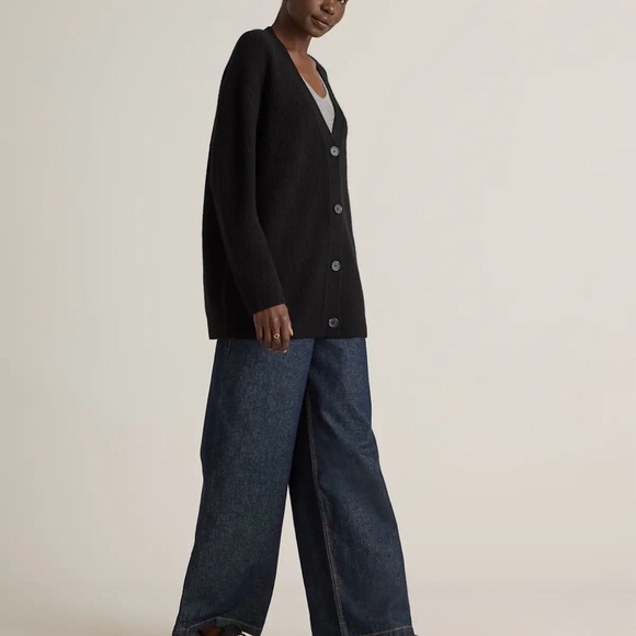 NWT! QUINCE Mongolian Cashmere Oversized Boyfriend Cardigan Sweater Black Small - Picture 10 of 11